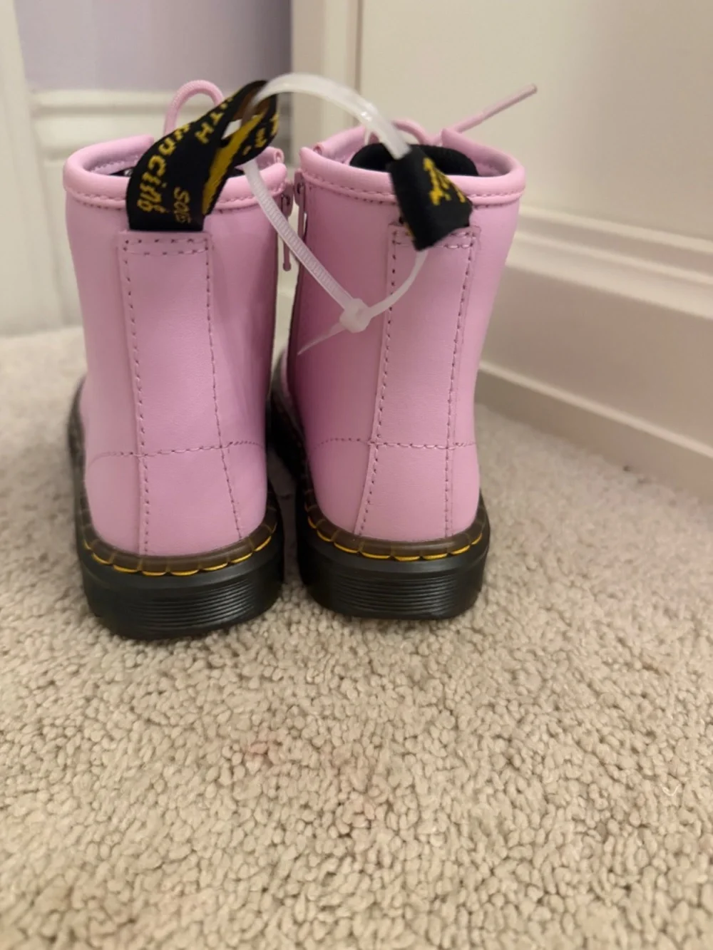 Pink Doc Marten’s Girl’s 10C